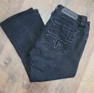 Rock Revival ⚜️ Black Capri